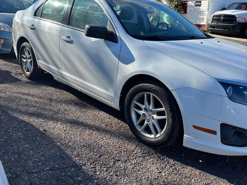 Used 2011 Ford Fusion S image 8