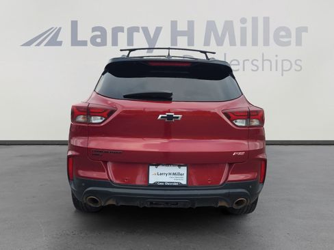 Used 2021 Chevrolet TrailBlazer RS w/ Technology Package AWD/4WD image 4