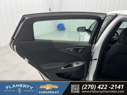 Used 2024 Chevrolet Malibu LT image 10