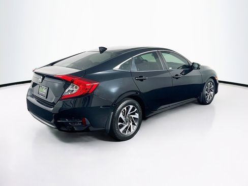 Used 2017 Honda Civic EX image 9