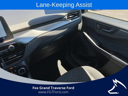 Certified 2024 Ford Escape Active AWD/4WD image 29