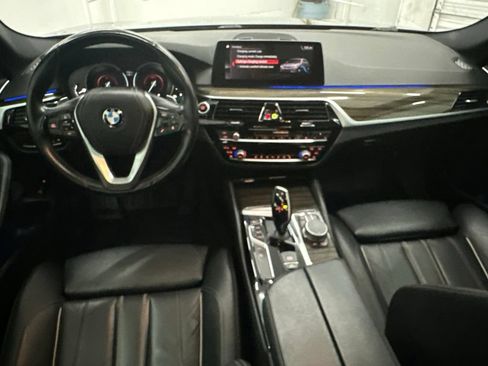 Used 2019 BMW 530e w/ Convenience Package RWD image 29