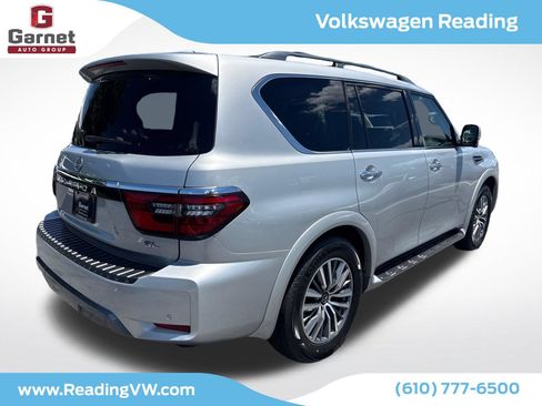 Used 2023 Nissan Armada SL w/ Captain's Chairs Package AWD/4WD image 5