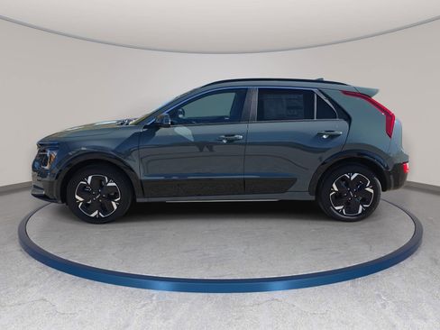 New 2025 Kia Niro Wind w/ Wind Preserve Package image 8