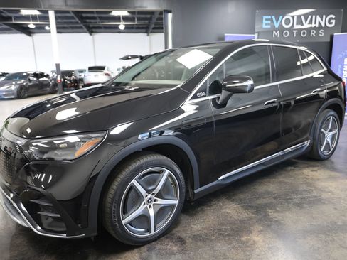 Used 2023 Mercedes-Benz EQE 500 4MATIC SUV image 4
