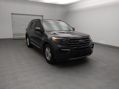 Used 2022 Ford Explorer XLT w/ Equipment Group 202A image 13