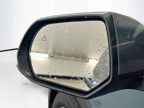 Used 2024 Hyundai Ioniq 5 SEL AWD/4WD image 16