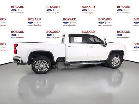 Used 2021 Chevrolet Silverado 2500 High Country w/ Z71 Off-Road Package AWD/4WD image 9