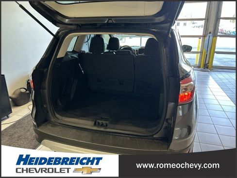 Used 2018 Ford Escape SE w/ SE Sync 3 Package FWD image 15