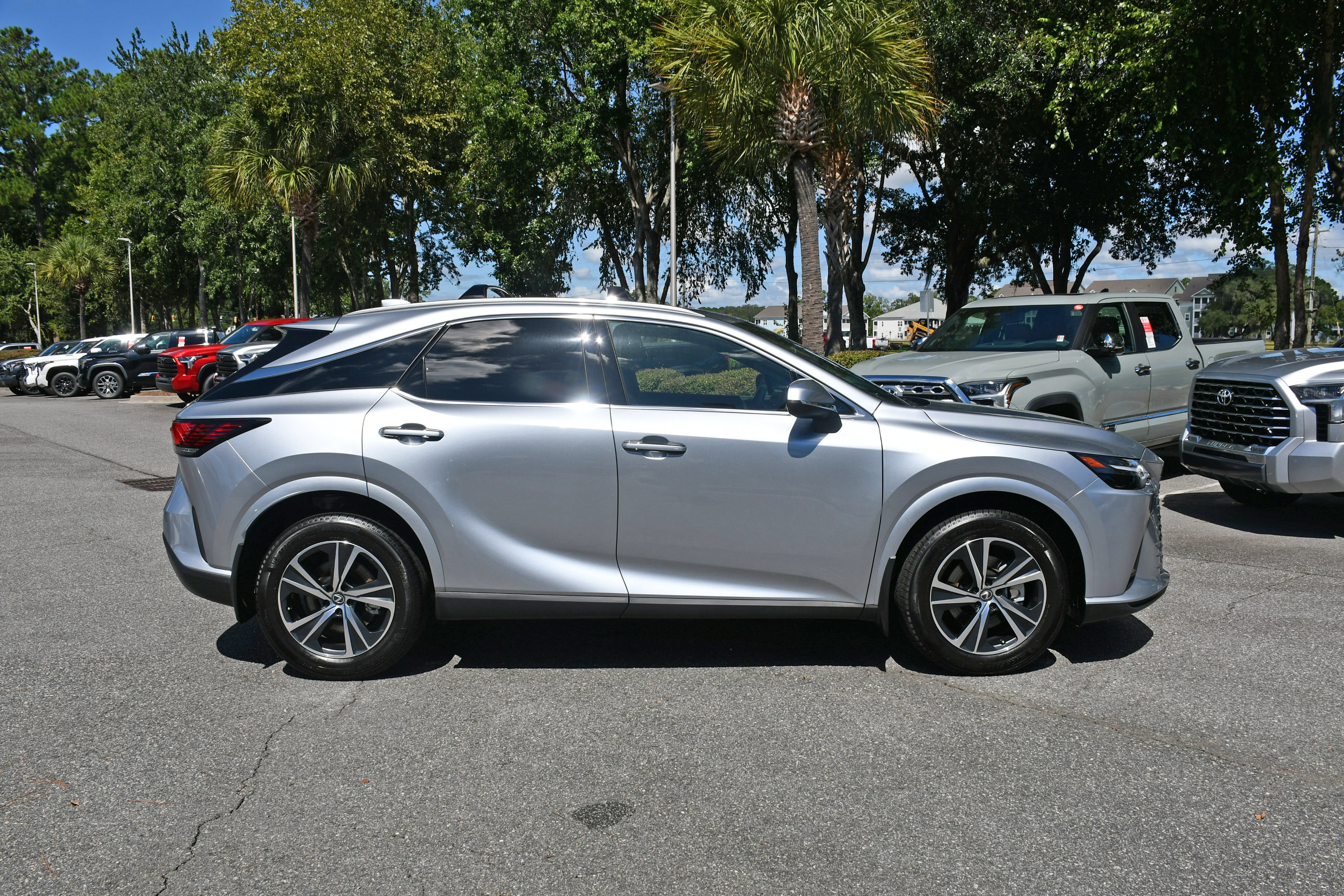 Used 2023 Lexus RX 350 FWD image 5