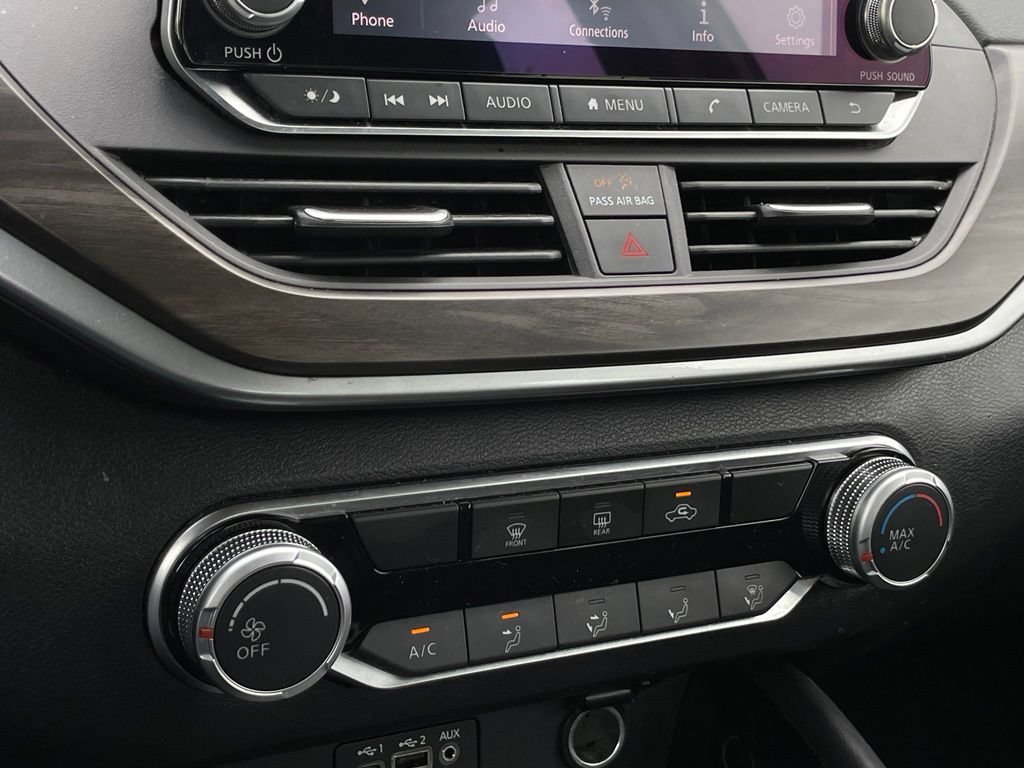 Used 2023 Nissan Altima 2.5 SV FWD image 18
