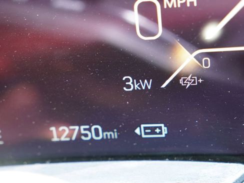 Used 2025 Cadillac Escalade IQ Luxury 2 w/ LPO, Premium Carpet Package AWD/4WD image 43