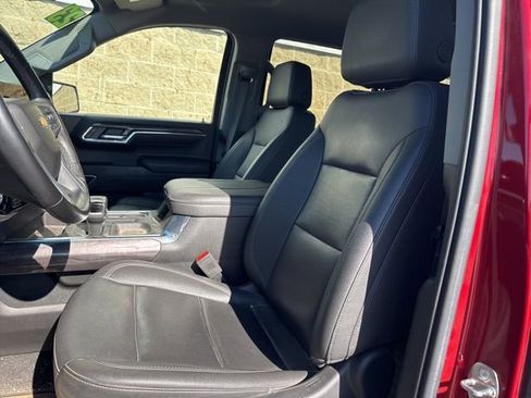 Used 2023 Chevrolet Silverado 1500 LTZ w/ Z71 Off-Road Package image 15