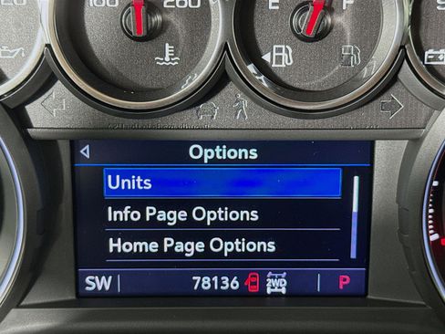 Used 2021 Chevrolet Silverado 2500 LTZ w/ LTZ Convenience Package image 15