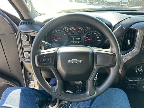 Used 2019 Chevrolet Silverado 1500 Custom Trail Boss image 28