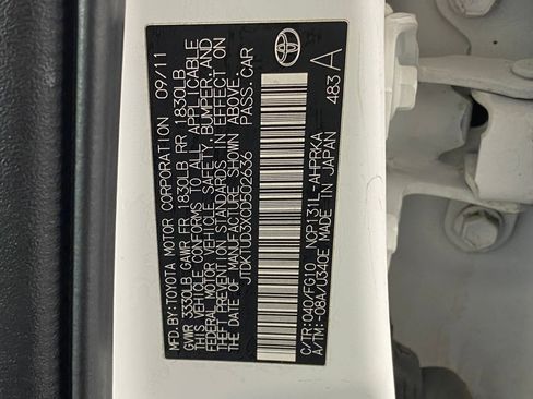 Used 2012 Toyota Yaris L image 21