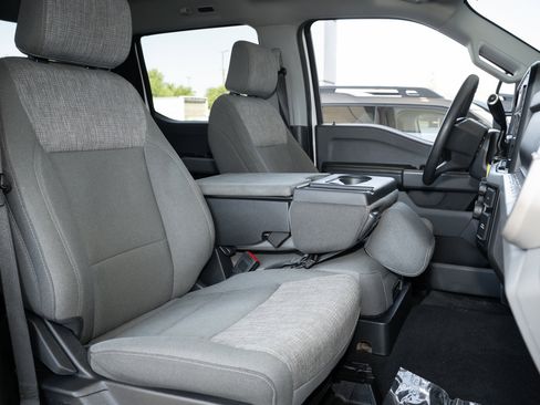 Used 2024 Ford F250 XLT image 41