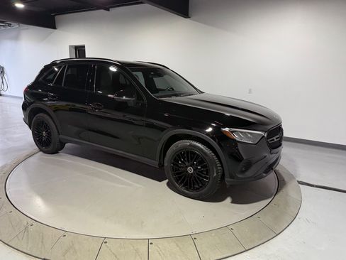Used 2024 Mercedes-Benz GLC 300 4MATIC image 7