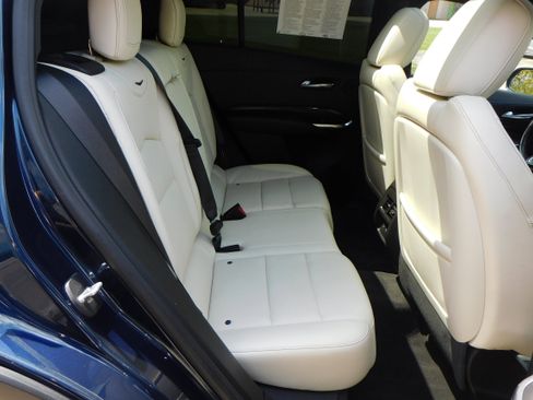 Used 2020 Cadillac XT4 Sport image 38