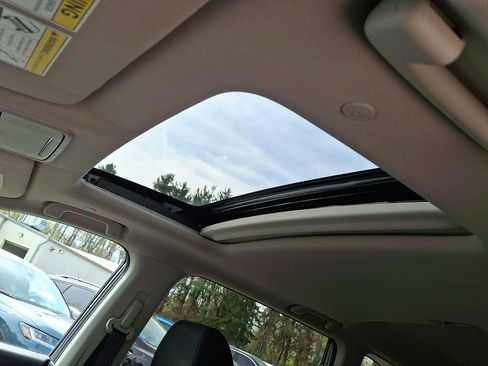 Used 2023 Honda CR-V EX image 26