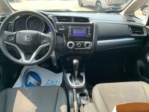 Used 2019 Honda Fit LX image 37