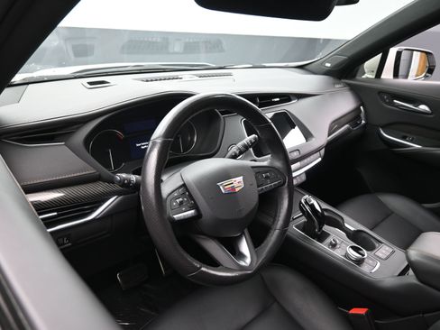Used 2023 Cadillac XT4 Sport w/ Cold Weather Package image 16