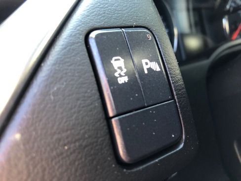 Used 2017 Chevrolet Tahoe 2WD image 36