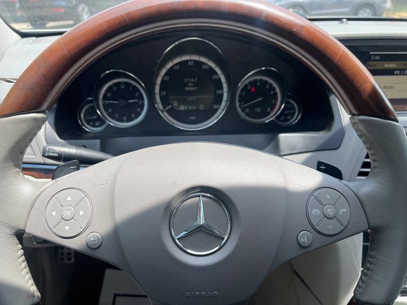 Used 2011 Mercedes-Benz E 350 Cabriolet image 12