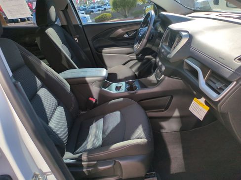 Certified 2022 GMC Terrain SLE w/ Driver Convenience Package image 29