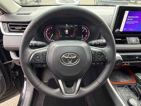Used 2024 Toyota RAV4 Adventure image 15