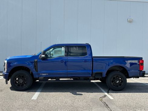 New 2026 Ford F350 Lariat w/ Black Appearance Package image 2