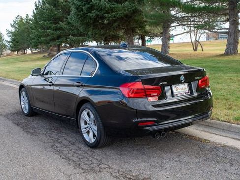 Used 2018 BMW 330i xDrive Sedan w/ Convenience Package image 4