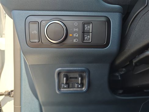 New 2025 Ford Maverick XL w/ 4K Tow Package image 19