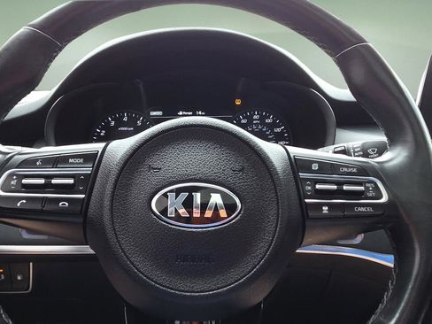 Used 2019 Kia Stinger Premium image 10