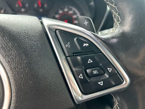 Used 2019 Chevrolet Camaro LT image 16