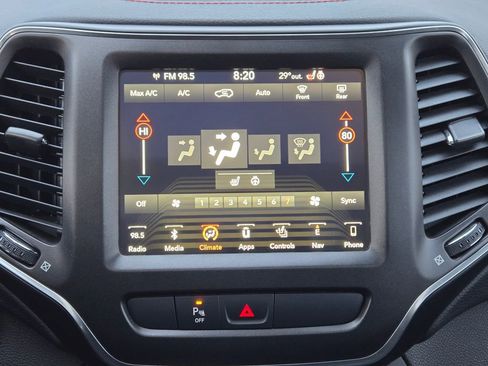 Used 2019 Jeep Cherokee Trailhawk w/ Comfort/Convenience Group image 23