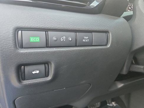 Used 2023 Nissan Sentra SR image 6