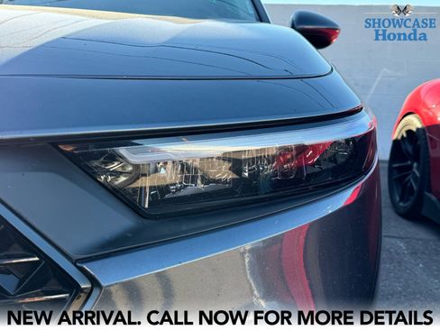 Used 2023 Honda Accord EX image 13
