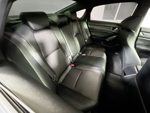 Used 2020 Honda Accord Sport image 24