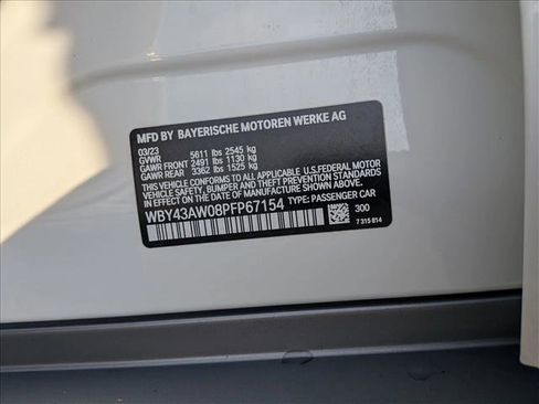 Used 2023 BMW i4 eDrive35 w/ Premium Package image 25