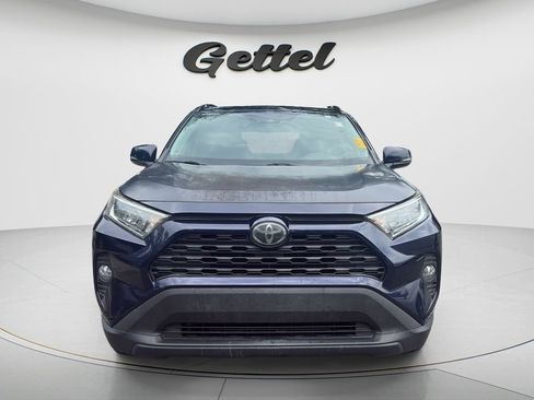 Used 2020 Toyota RAV4 XLE Premium AWD/4WD image 2