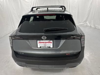 New 2026 Nissan Kicks SR w/ Cold Weather Package