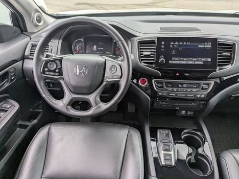 Used 2021 Honda Pilot Touring image 19