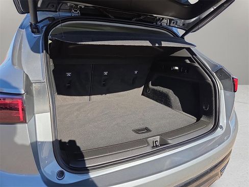 Used 2024 Buick Envision Sport Touring image 8