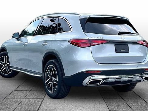 Certified 2026 Mercedes-Benz GLC 300 4MATIC image 5