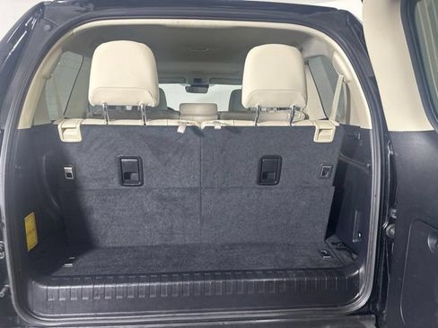 Used 2023 Lexus GX 460 Premium w/ Premium Package AWD/4WD image 15