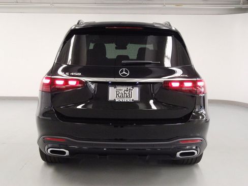 New 2026 Mercedes-Benz GLS 450 4MATIC image 5