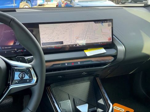 New 2026 BMW X3 xDrive30 w/ Premium Package image 6