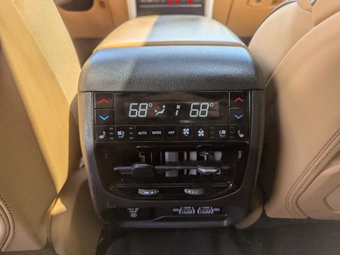 Used 2021 Jeep Grand Cherokee L Summit image 42