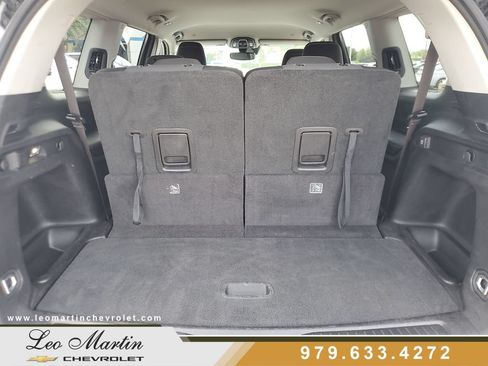 Used 2023 Jeep Grand Cherokee L Laredo RWD image 6